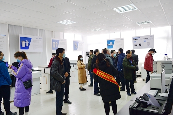 嘉賓團(tuán)蒞臨創(chuàng)想儀器參觀(guān)